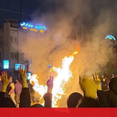 Comerciantes no Irão acedem à Internet por 20 minutos após 17 dias de apagão