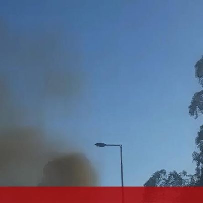 Carro arde na A29, na zona de Ovar