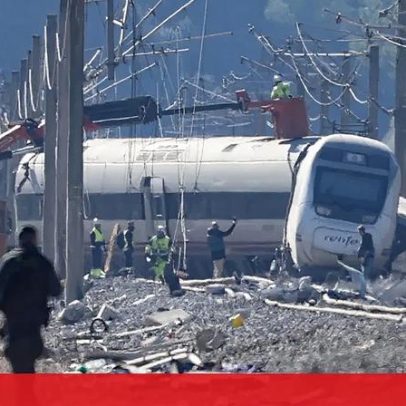 Governo espanhol diz que hipóteses estão em aberto na tragédia de Adamuz