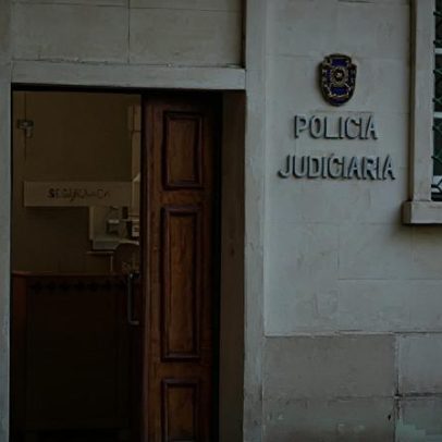 Fraude de 123 mil euros na compra de carros elétricos em Coimbra
