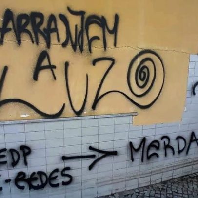 Edifício da Junta de Fernão Ferro vandalizado por cortes de luz