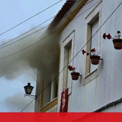 Incêndio em Vila Viçosa deixa casal de idosos desalojado