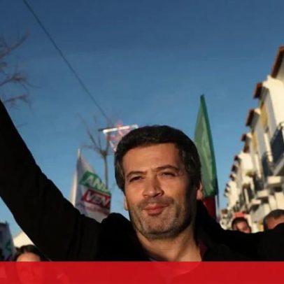 André Ventura inicia campanha presidencial em Albufeira