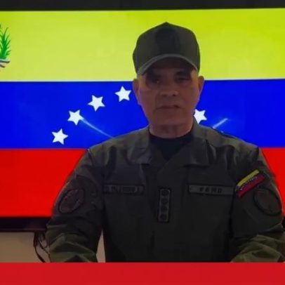 Ministro da Defesa da Venezuela convoca mobilização total das Forças Armadas após ataque dos EUA
