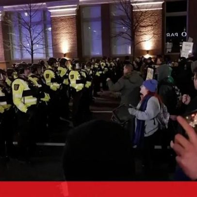 Protestos contra ação do ICE permanecem em Minneapolis