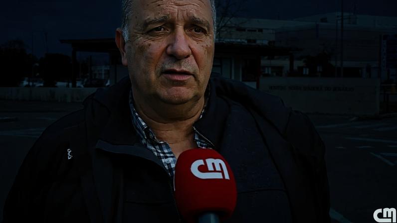 "Não dormi, fiquei nas cadeiras a noite toda": Doentes e familiares estão revoltados com tempos de espera nas urgências