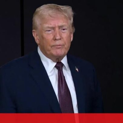 Trump faz piada sobre defesa da Gronelândia com trenós puxados por cães