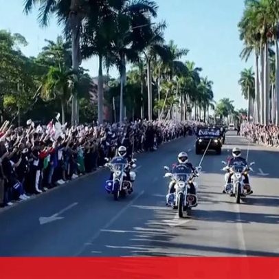 Corpos de 32 oficiais cubanos retornam a casa após ataque dos EUA na Venezuela