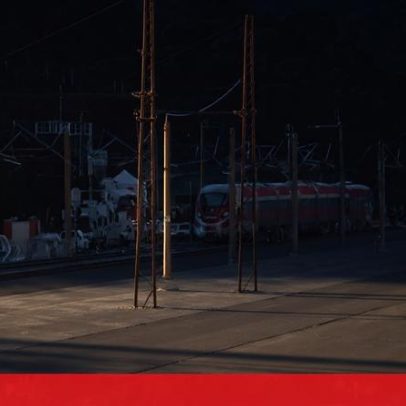 Equipes de resgate continuam buscas por desaparecidos após desastre ferroviário