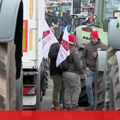 Filas de tratores marcam novo protesto de agricultores em Estrasburgo