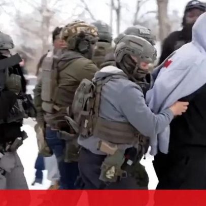 Nova diretiva do ICE permite detenções em casa sem mandado