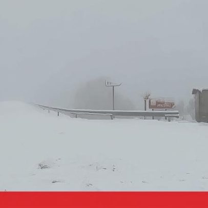 Equipa da CMTV fica presa em Castro Daire devido à neve e nevoeiro