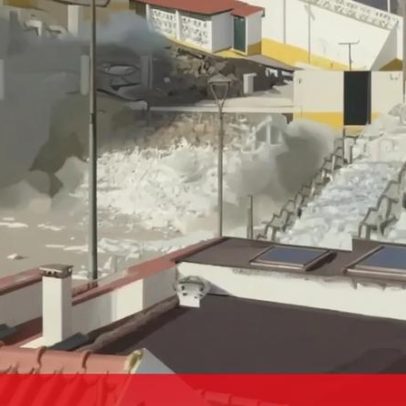 Marinha inativa objeto desconhecido na praia de São Pedro do Moel