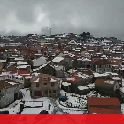 Aldeia de Cinfães oferece trenó, bonecos de neve e ar puro