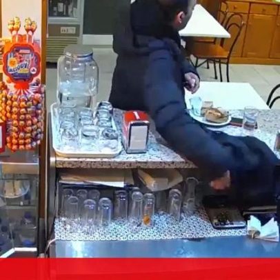 Imagens de videovigilância mostram assalto de homem a café nas Caldas da Rainha