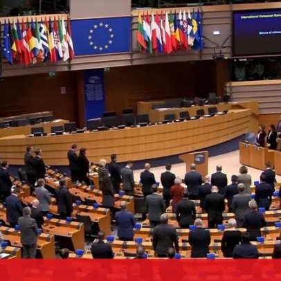 Parlamento Europeu faz minuto de silêncio pelas vítimas do Holocausto