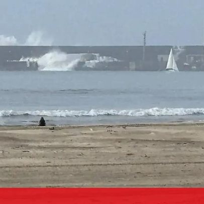Mar abre buraco no quebra-mar do Porto de Leixões