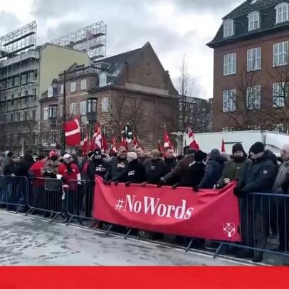 Militares dinamarqueses protestam na embaixada dos EUA por tomada da Groenlândia