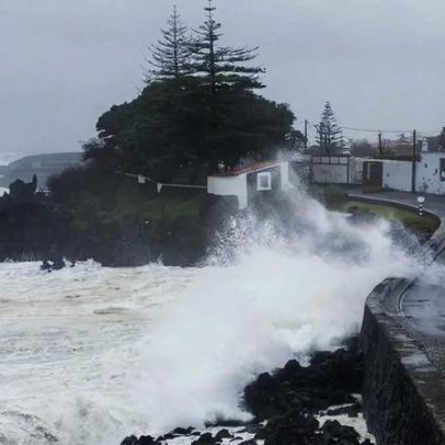 Madalena, Lajes do Pico e Santa Cruz da Graciosa fecham vias na orla costeira
