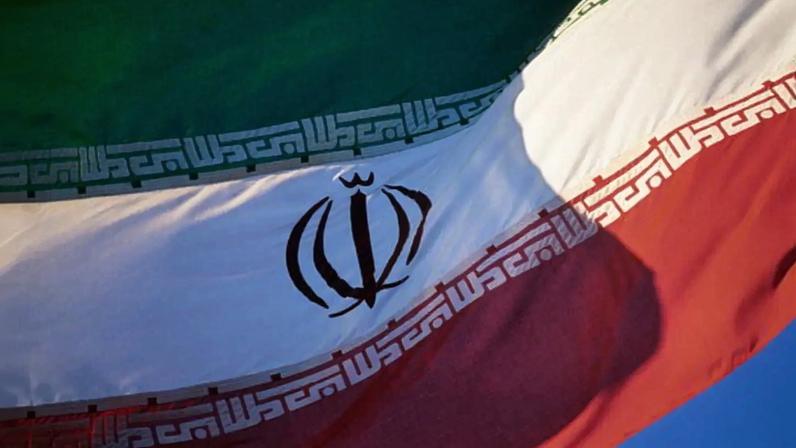 Irã reabre espaço aéreo após quase cinco horas de encerramento