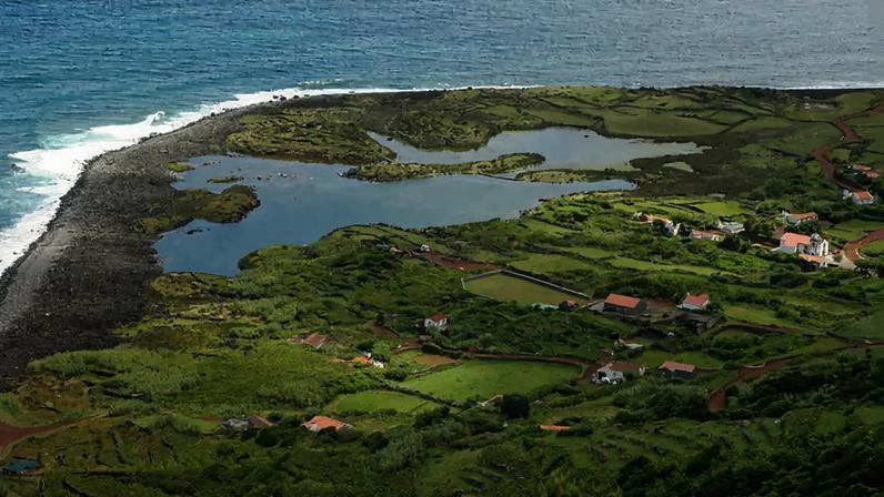 Aldeia Fajã dos Cubres
