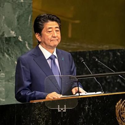 Tribunal japonês condena assassino do ex-primeiro-ministro Shinzo Abe à prisão perpétua