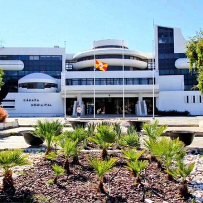 Funcionária denuncia assédio na Câmara de Albufeira com insinuações de inação