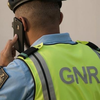 GNR identifica oito jovens por roubos nas zonas de diversão noturna de Albufeira