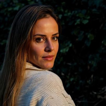 Mariana Patrocínio revela doença do filho de 12 anos com pele amarelada