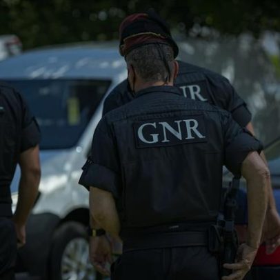 Homem provoca fuga de gás para tentar matar mãe acamada em Torres Vedras