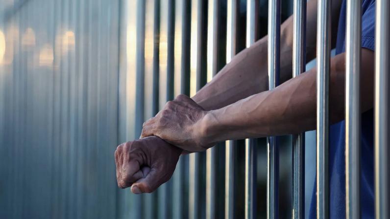 Governo quer permitir penas de prisão a partir dos 13 anos na Suécia