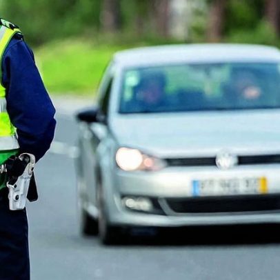 Acidente na A24 envolve cinco viaturas e dois feridos ligeiros