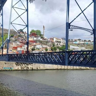 Autarquia diz que caso de idosa encontrada no Porto exige repensar acompanhamento