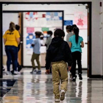Mais de metade dos alunos de origem imigrante já enfrentou discriminação escolar