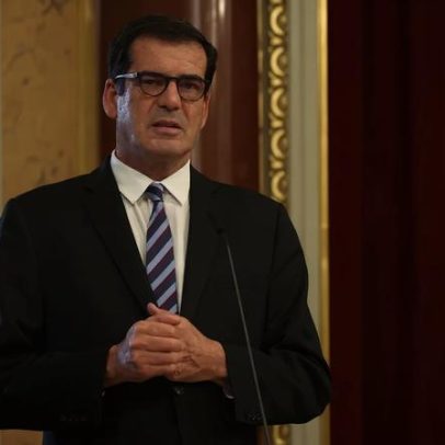 Rui Moreira afirma que Cotrim tem dois amores: Ventura ou Montenegro