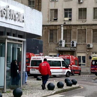 Duas urgências fechadas no sábado e três no domingo