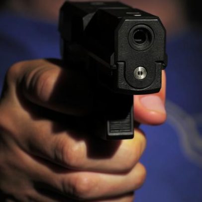 Rapaz de 16 anos atingido a tiro na perna em Oeiras