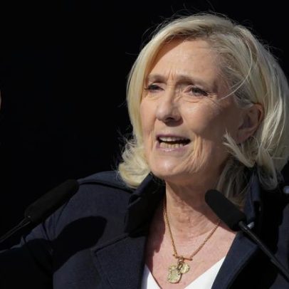 Marine Le Pen regressa a tribunal para defender o seu sonho