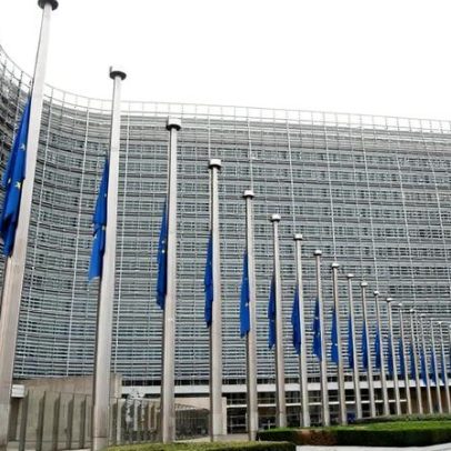 UE assina acordo para criar tribunal que julgará a invasão russa