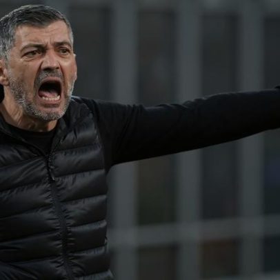 Al Ittihad de Sérgio Conceição perde na Liga saudita após seis jogos sem pontuar