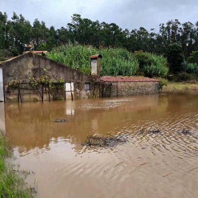 Vila de Soure reergue-se após a depressão Kristin, com telhas em falta