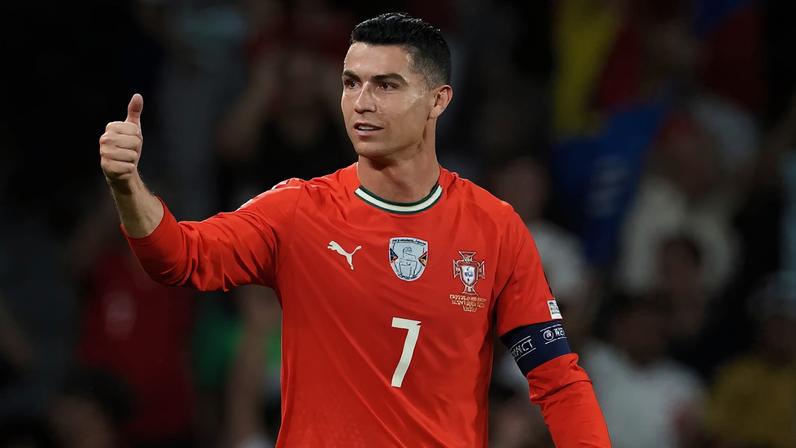 Cristiano Ronaldo celebra apuramento de Portugal para o Mundial de 2026