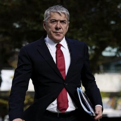 Sócrates realiza nova viagem a Dubai