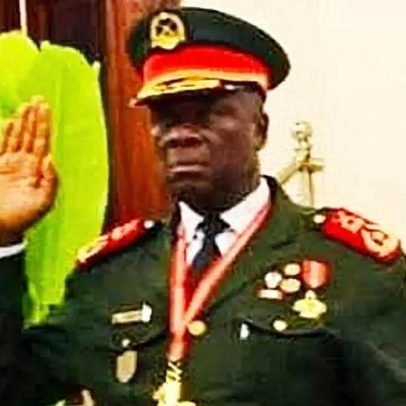 Presidente de transição da Guiné-Bissau convoca eleições para 6 de dezembro
