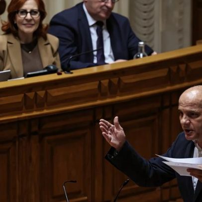 Raimundo diz que Governo excluiu cinco milhões de trabalhadores dos direitos