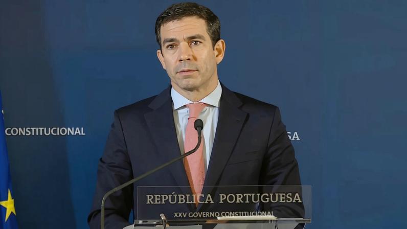 Leitão Amaro fala sobre adesão ao trabalho em Portugal