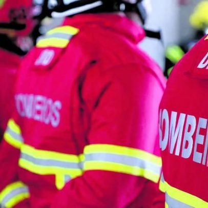 Bombeiros da Nazaré investem 500 mil euros em viaturas e equipamentos