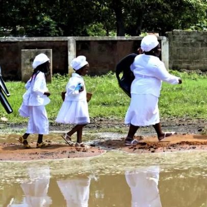 Mais de 900 crianças enfrentam fome e doenças após cheias em Moçambique