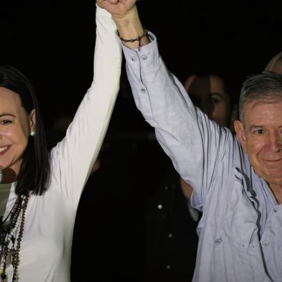 Corina Machado diz oposição pronta para tomar o poder; Edmundo pode assumir