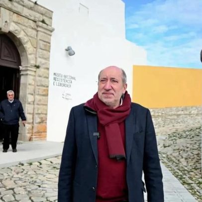 António Filipe inicia campanha com apoio de ex-presos na fortaleza de Peniche